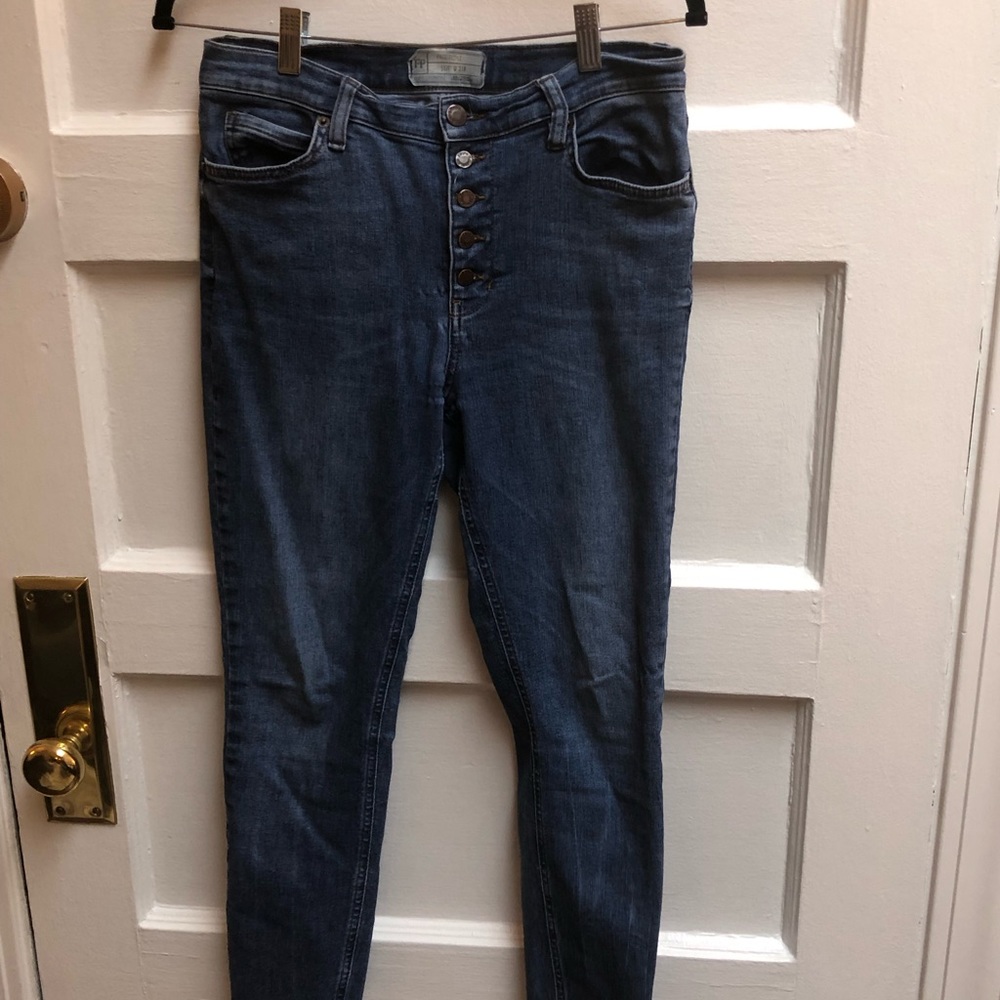 High waisted button jeans